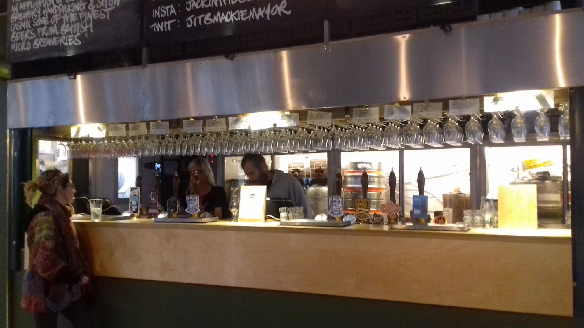 Bar view. (Bar, Publican). Published on 22-11-2017