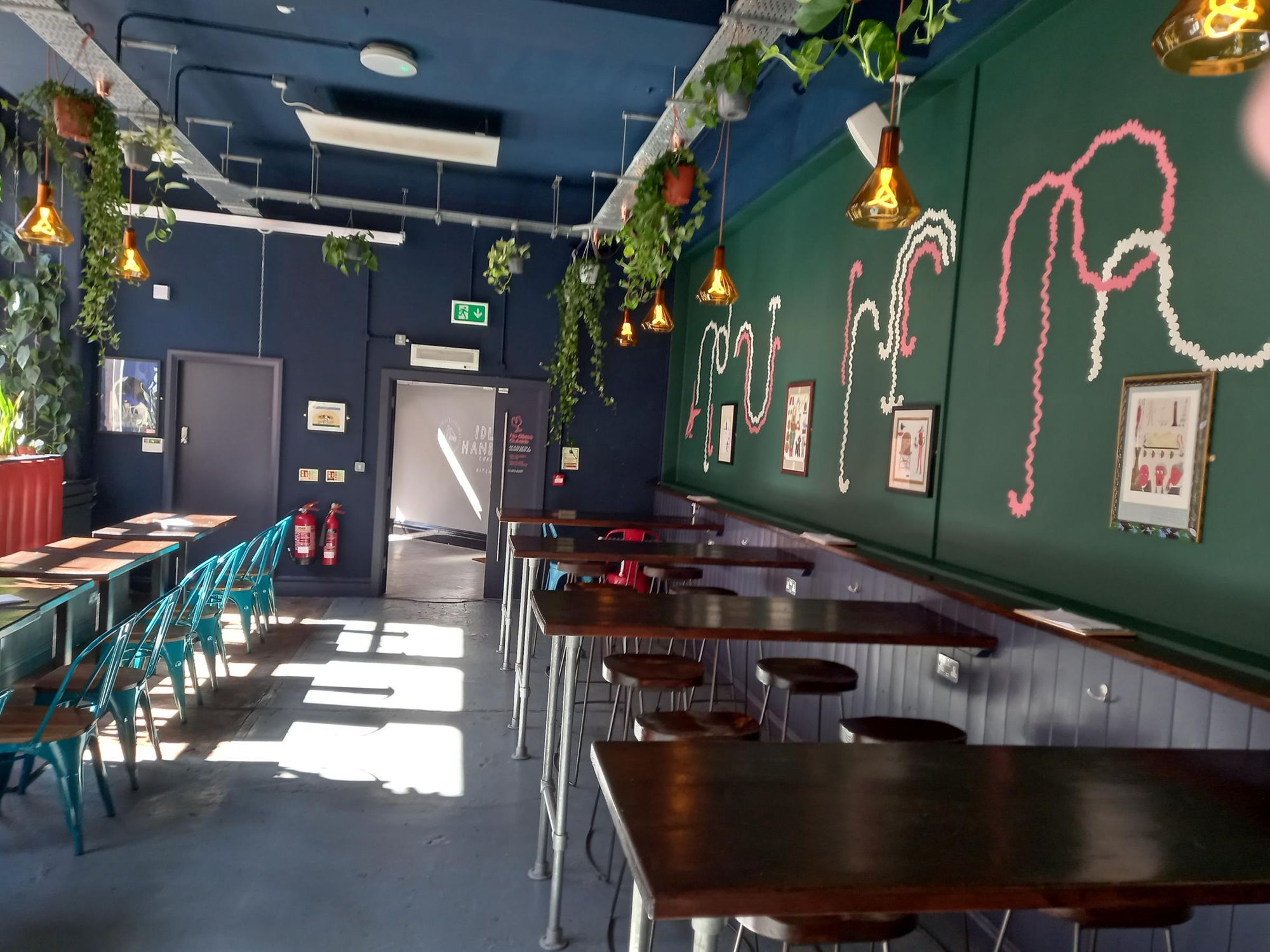 (Bar). Published on 07-04-2023