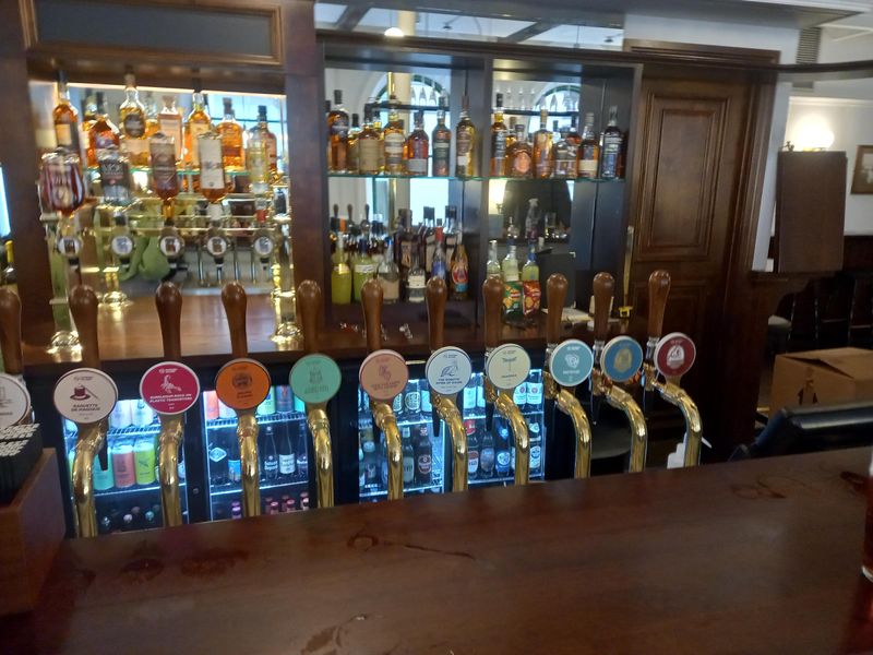 (Bar). Published on 05-10-2023