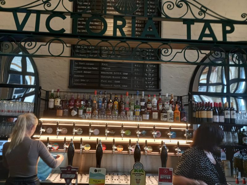Victoria Station Tap