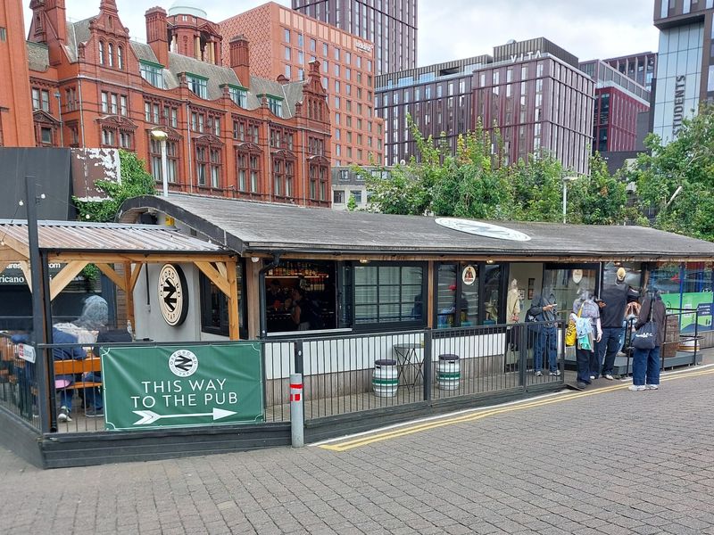 (Pub, External, Key). Published on 17-11-2025