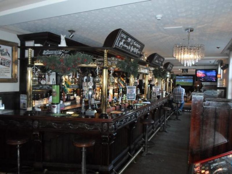 (Pub, Bar). Published on 01-01-1970 