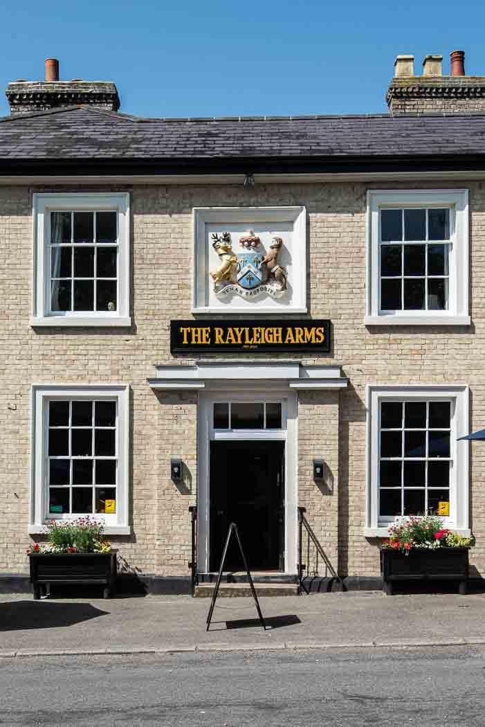 Front of Pub. (Pub). Published on 01-01-1970