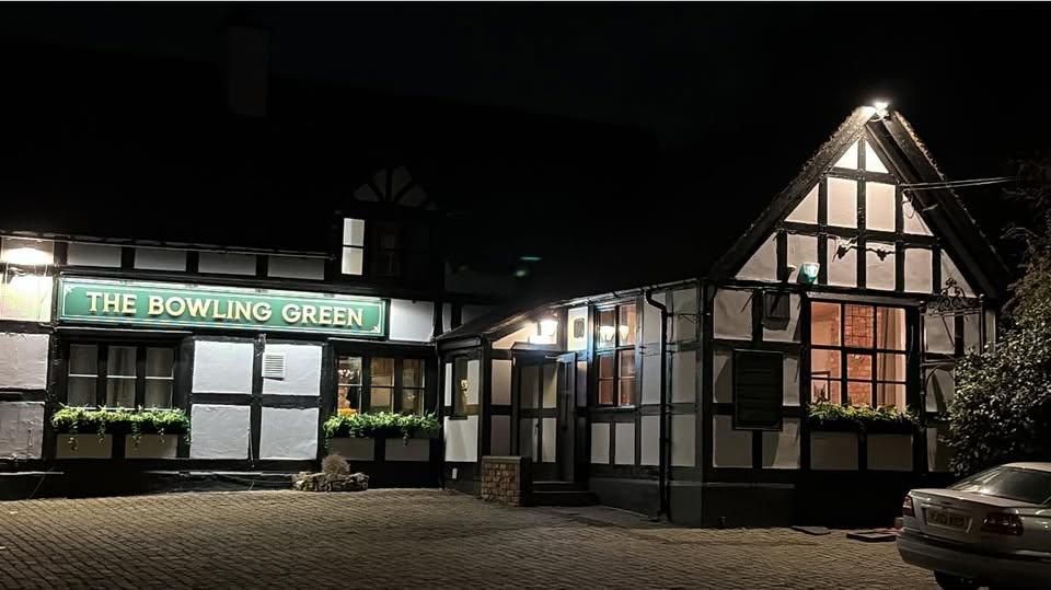 Bowling Green. (Pub, External, Key). Published on 03-01-2026