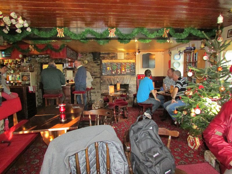 (Pub, Bar). Published on 07-12-2014