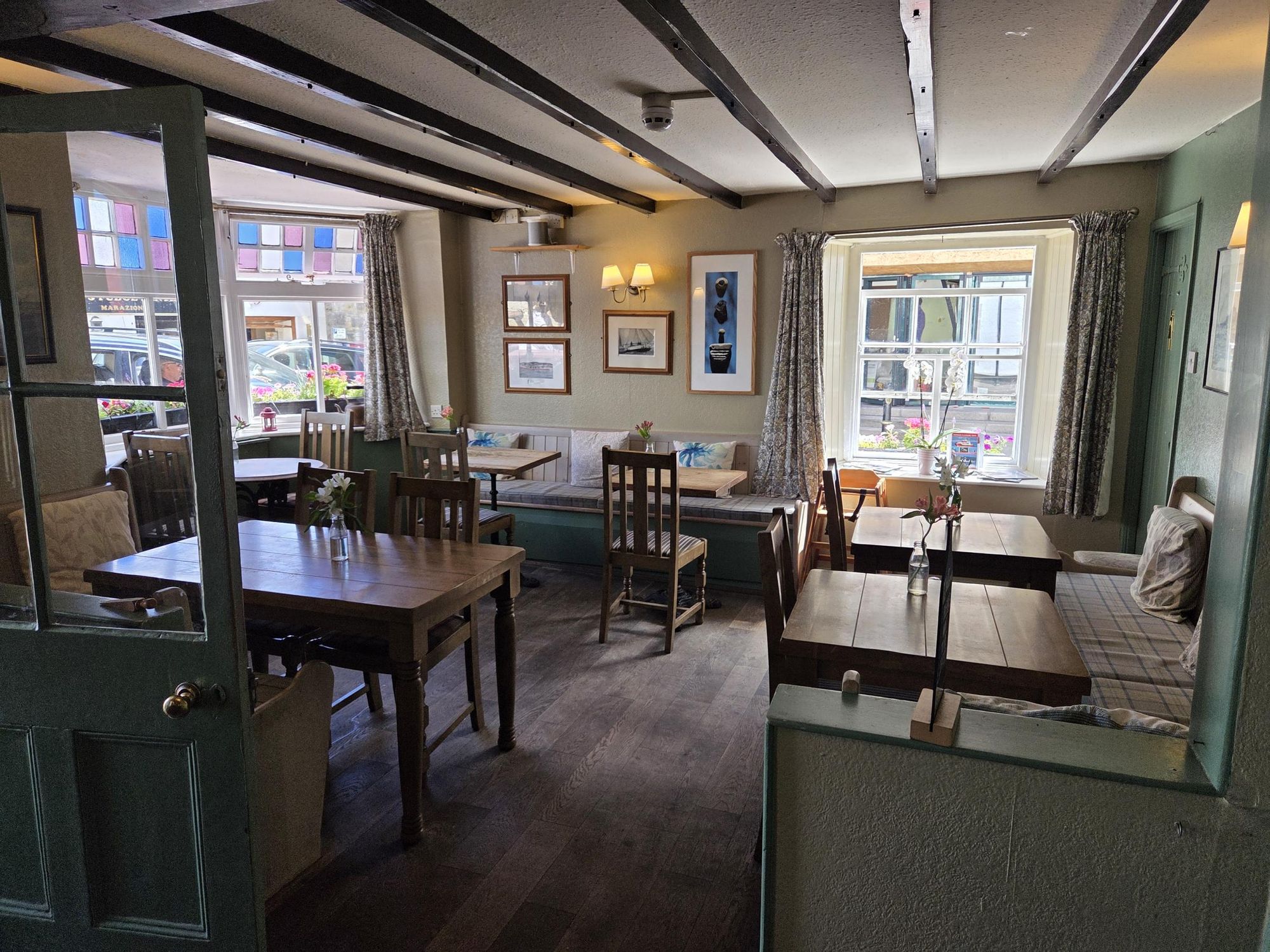 Pub Interior. (Pub). Published on 04-07-2026