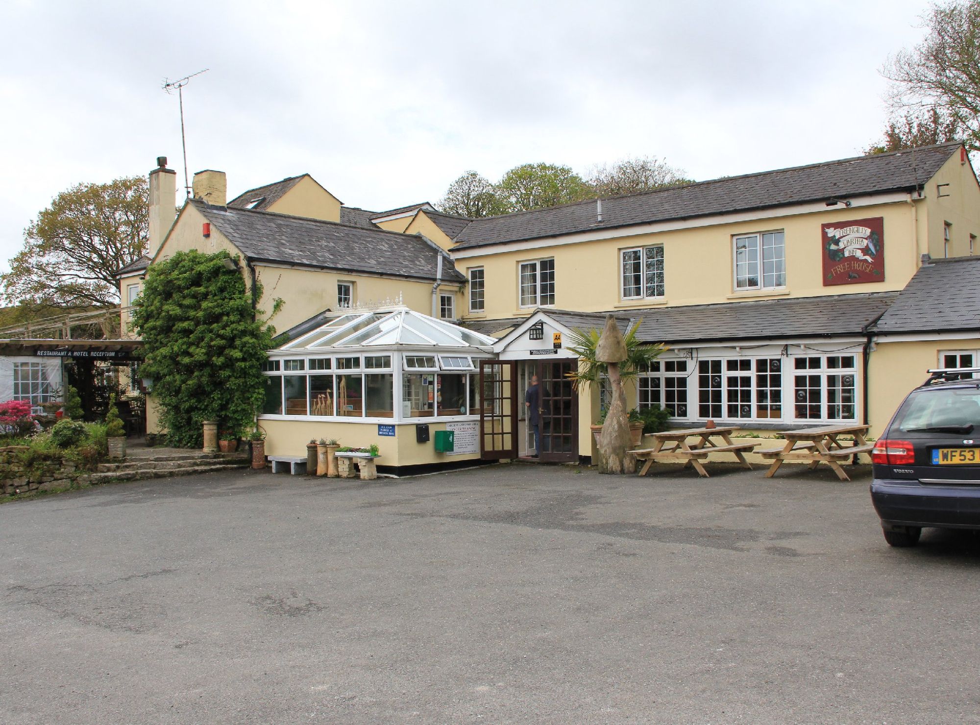 (Pub, External, Key). Published on 12-05-2013
