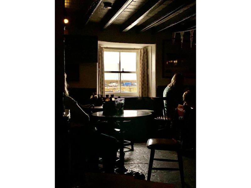 (Pub, Bar). Published on 12-07-2024