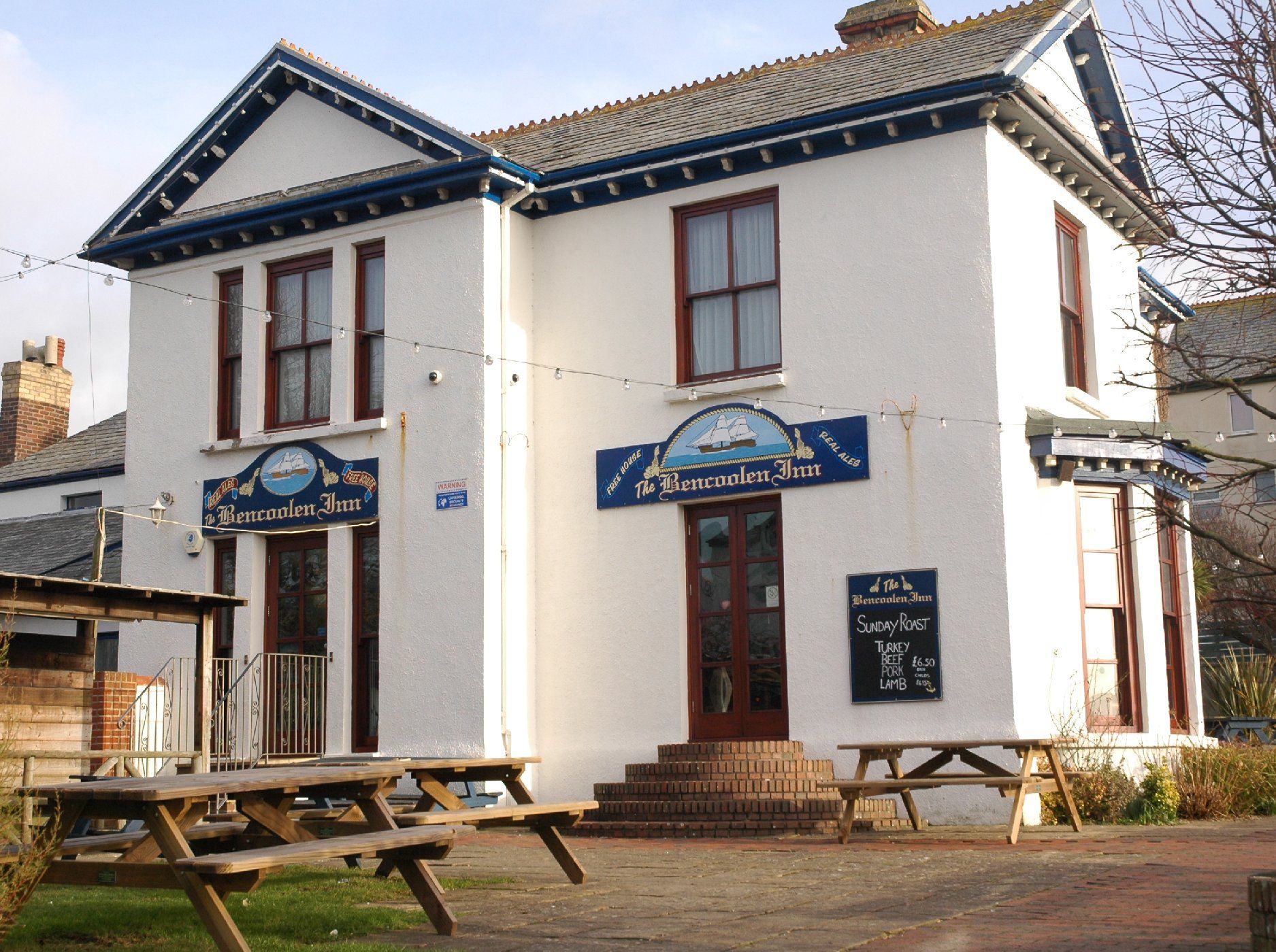 (Pub, External). Published on 20-05-2013