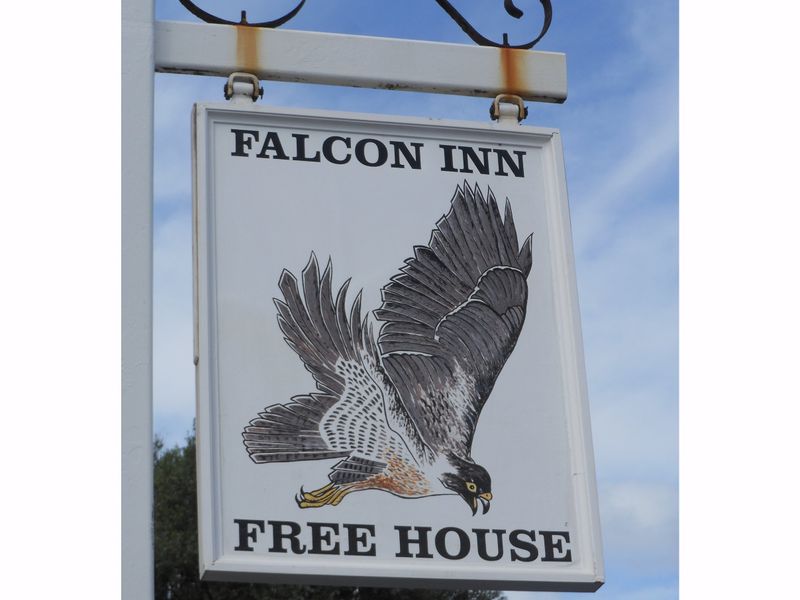 (Pub, Sign). Published on 17-10-2013