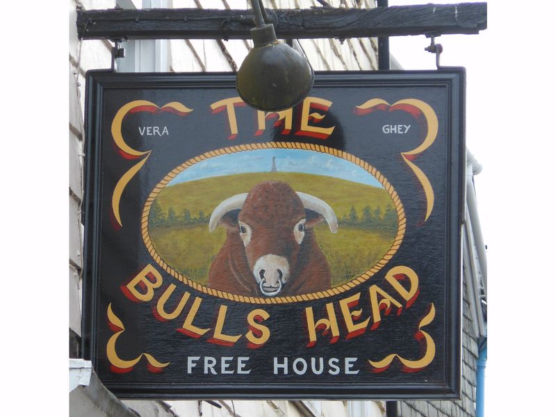 (Pub, Sign). Published on 15-10-2013