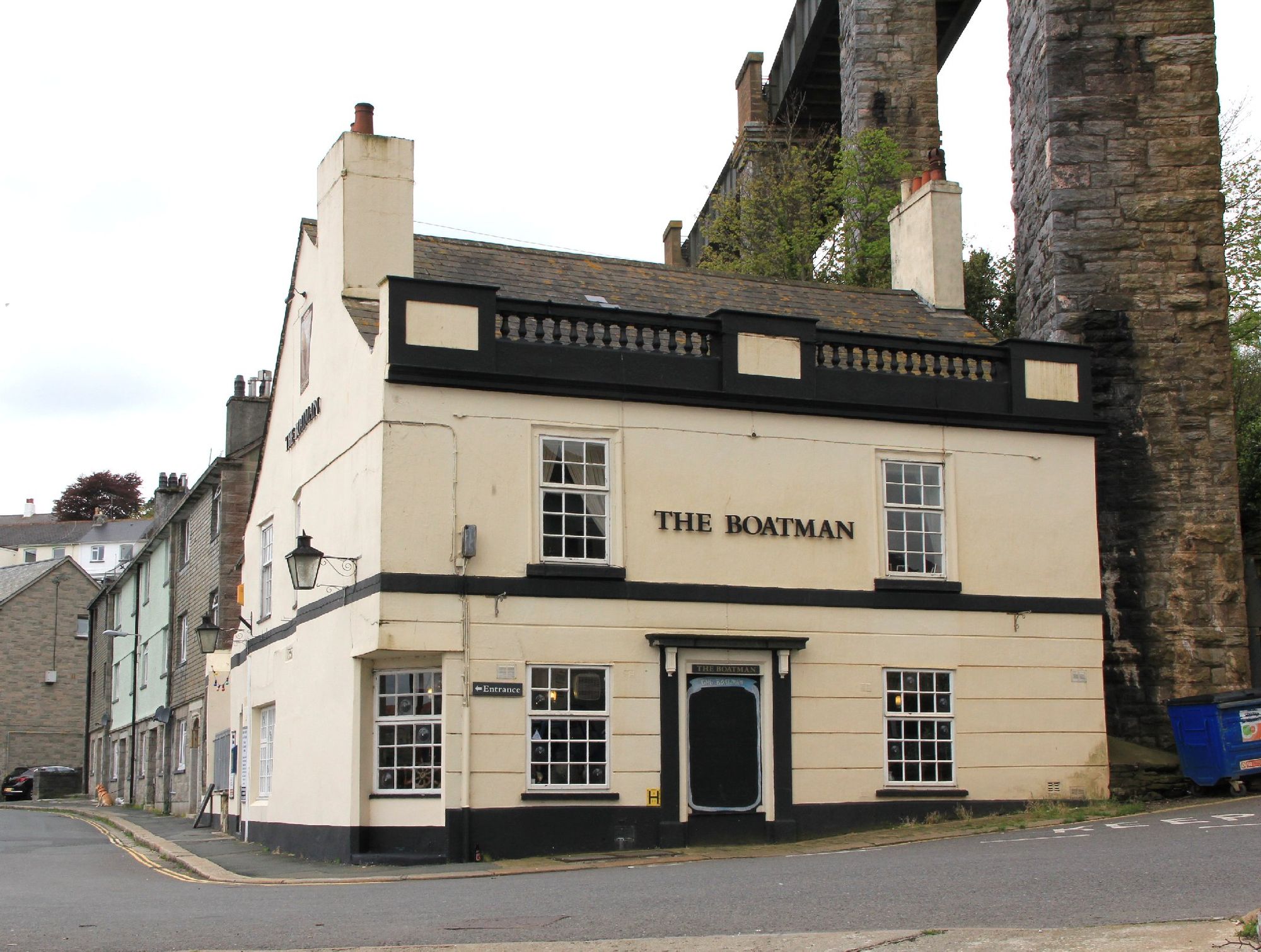 (Pub, External). Published on 17-05-2013