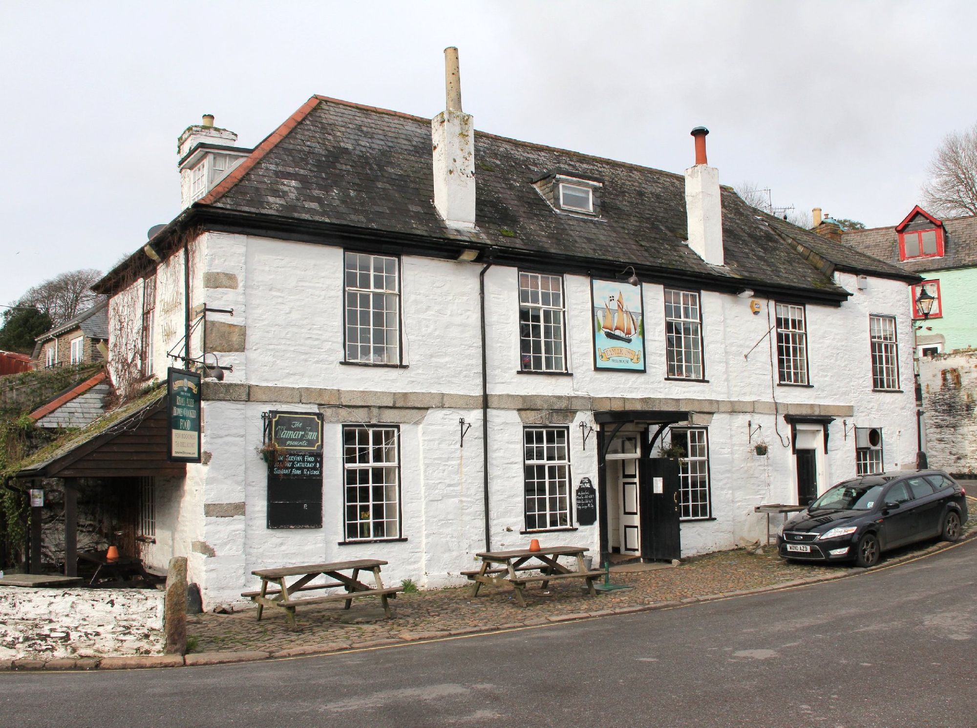 (Pub, External). Published on 14-05-2013