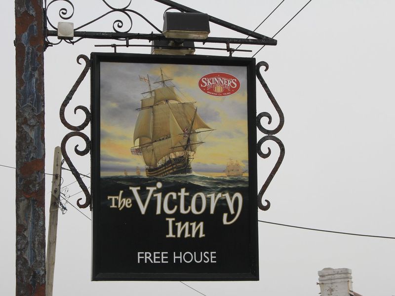 (Pub, Sign). Published on 07-04-2014