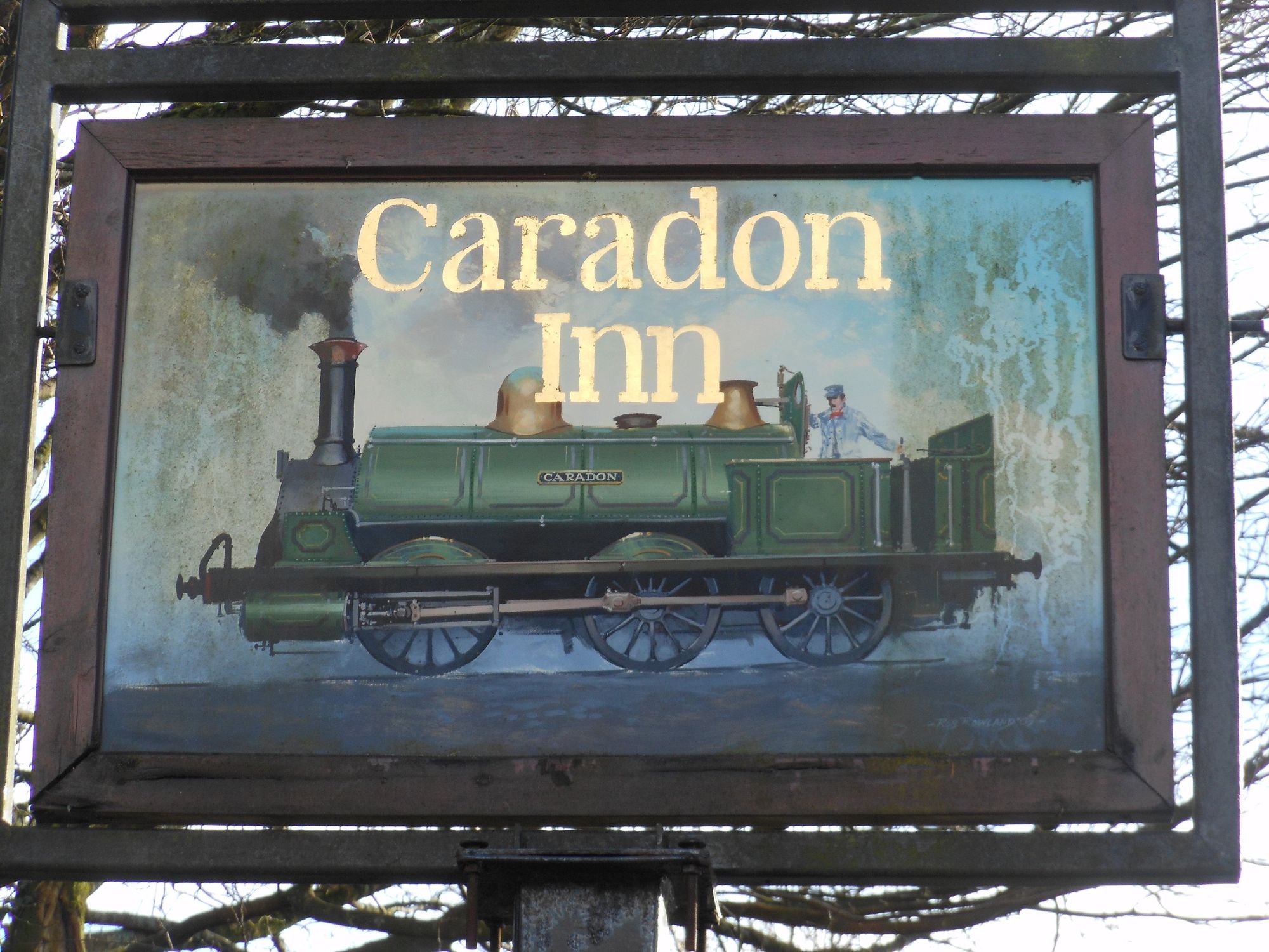 (Pub, Sign). Published on 19-04-2014
