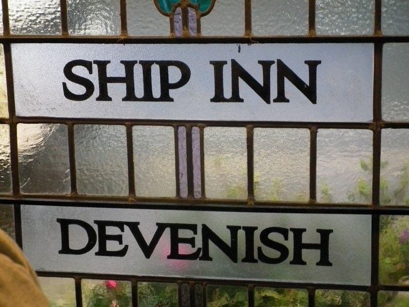 Pub entrance door sign. Published on 19-11-2022