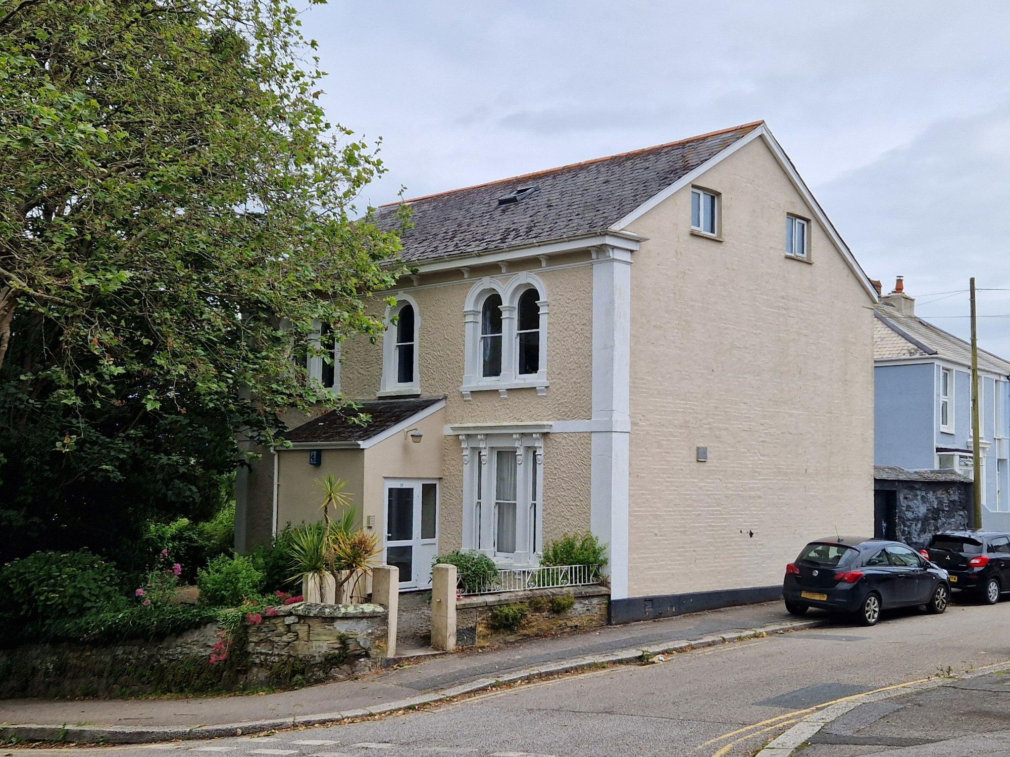 What was Falmouth Conservative Club. Photo Pete Horn - June 2024. (External). Published on 17-06-2024