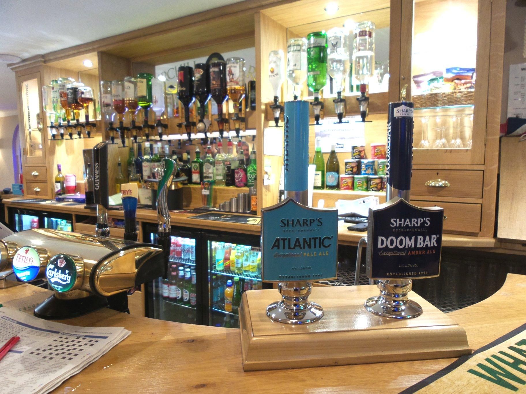 (Pub, Bar). Published on 10-03-2020