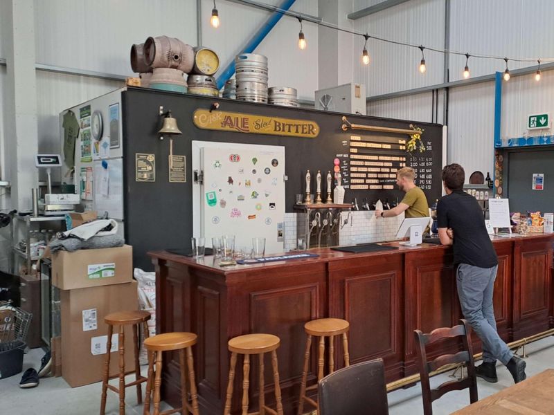 (Brewery, Bar). Published on 31-10-2024 
