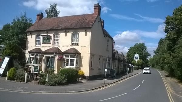 Lois Luckett. (Pub). Published on 18-08-2014