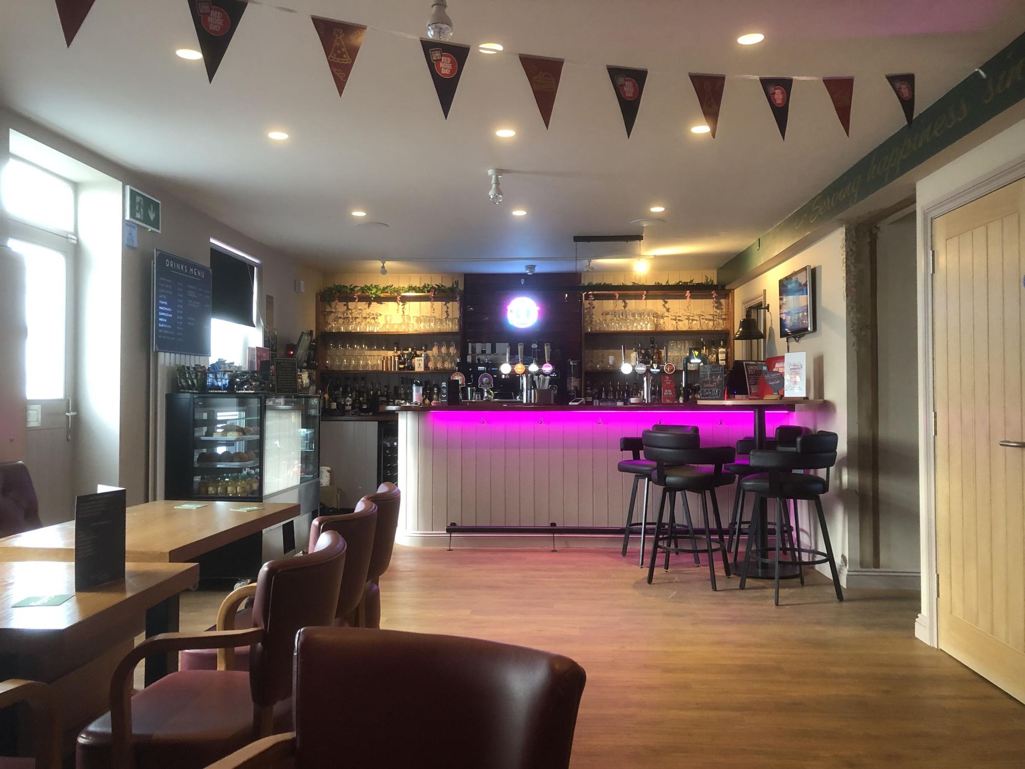 March 2025. (Bar). Published on 21-03-2025