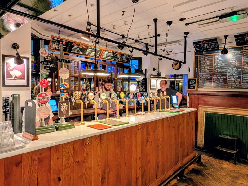 Main bar. September 2026. (Bar). Published on 10-09-2026