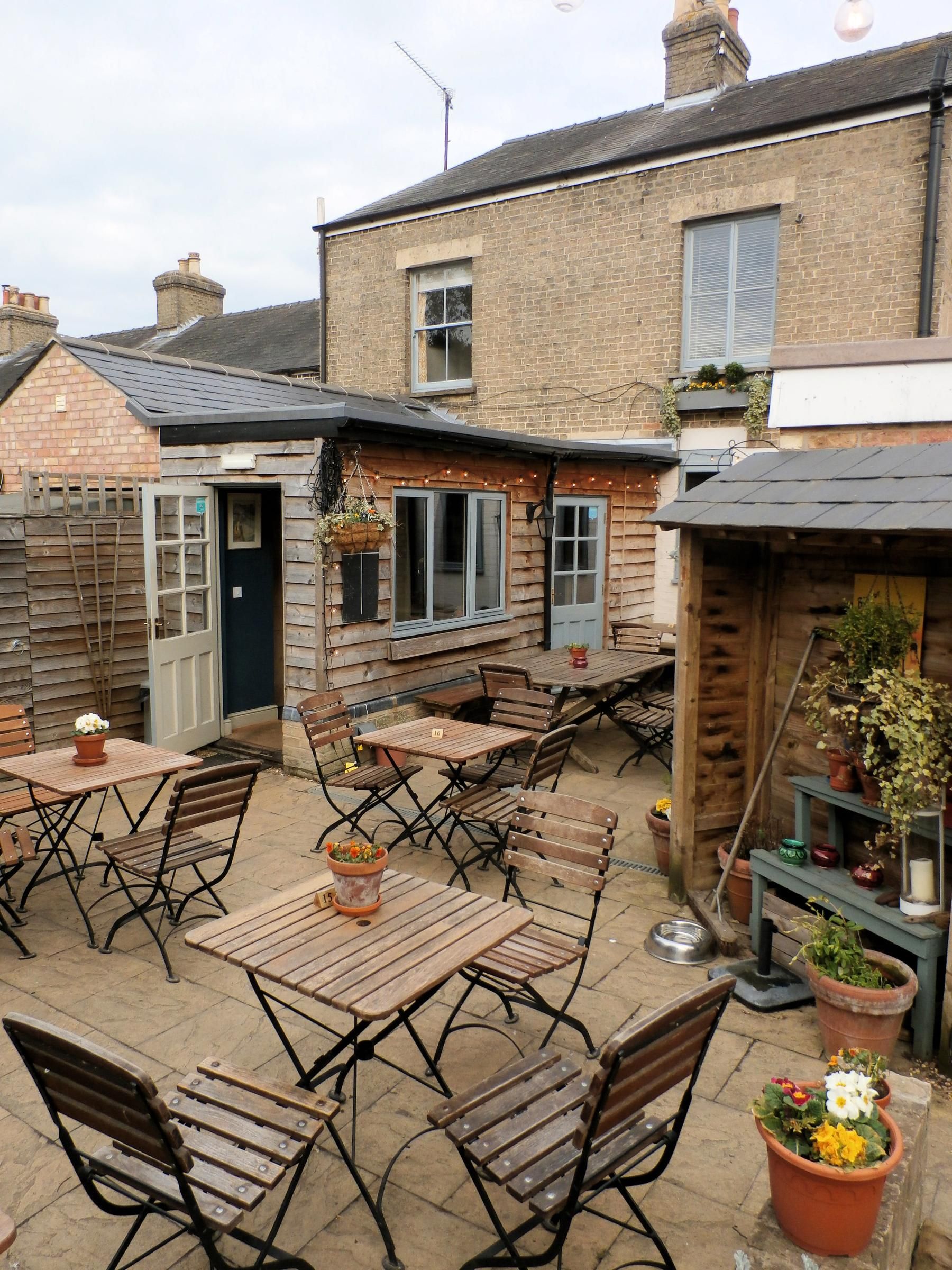 Rear pation garden. Blue Ball, Grantchester. April 2022. (Pub, External, Garden). Published on 15-09-2022