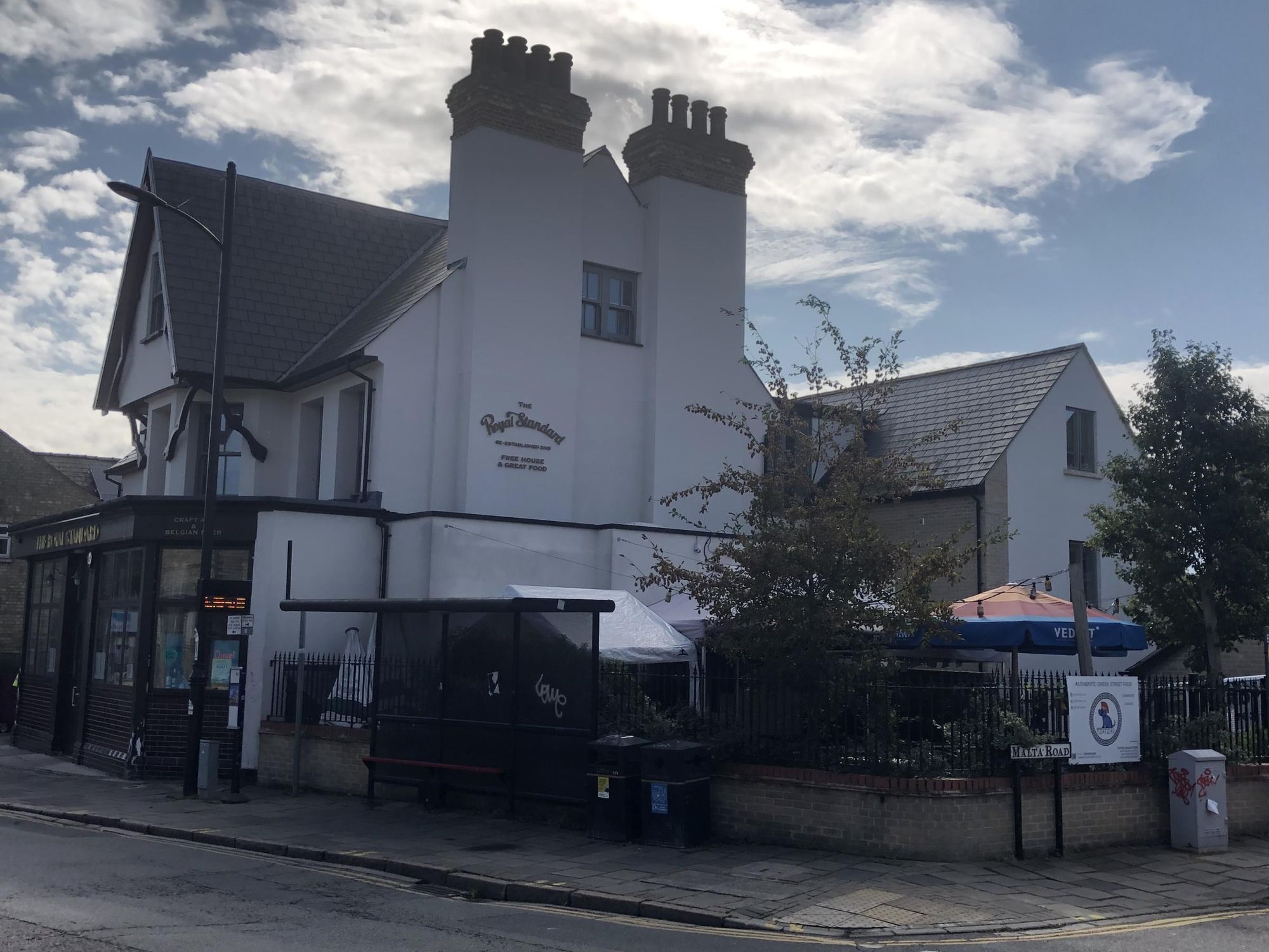 Royal Standard. September 2023. (Pub, External). Published on 18-09-2023