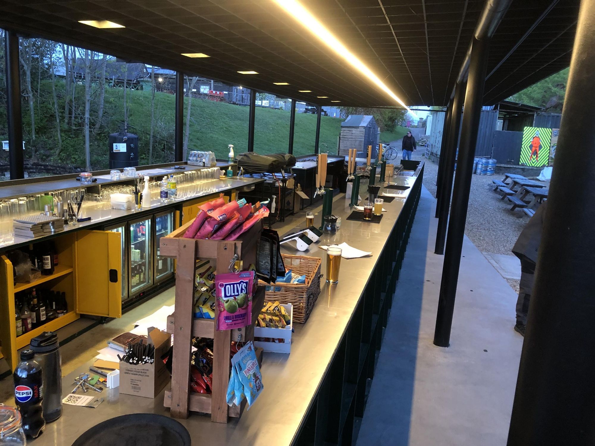 New outside bar. April 2026. (Bar). Published on 28-04-2026