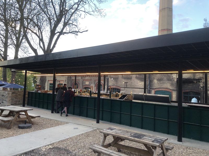 New outside bar. April 2026. (Bar, Key). Published on 28-04-2026