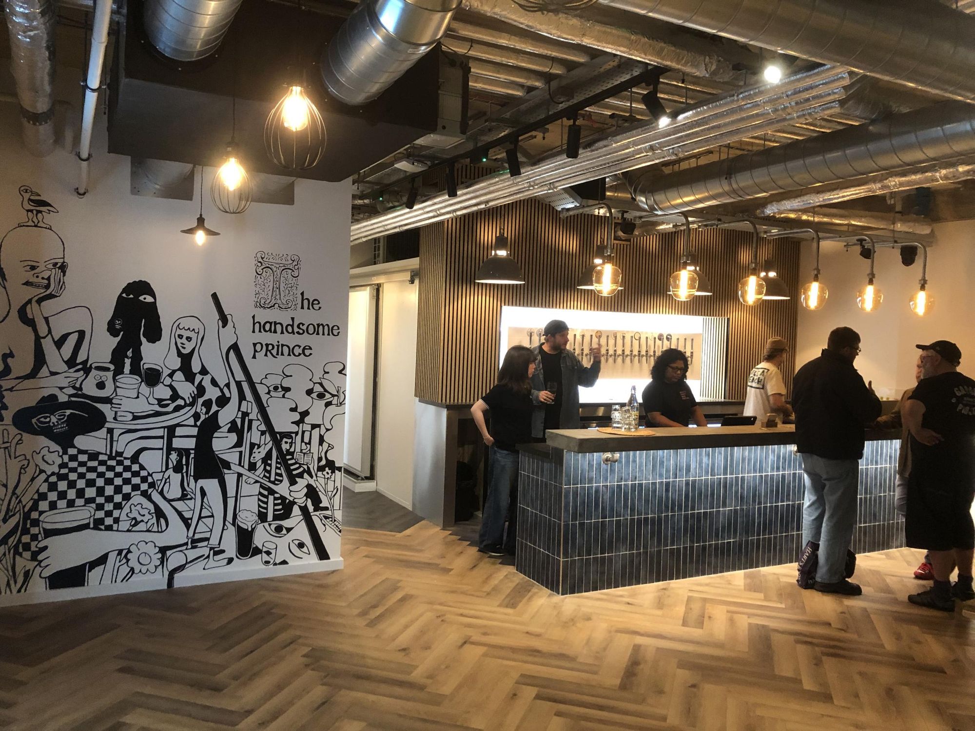 (Bar). Published on 08-11-2025