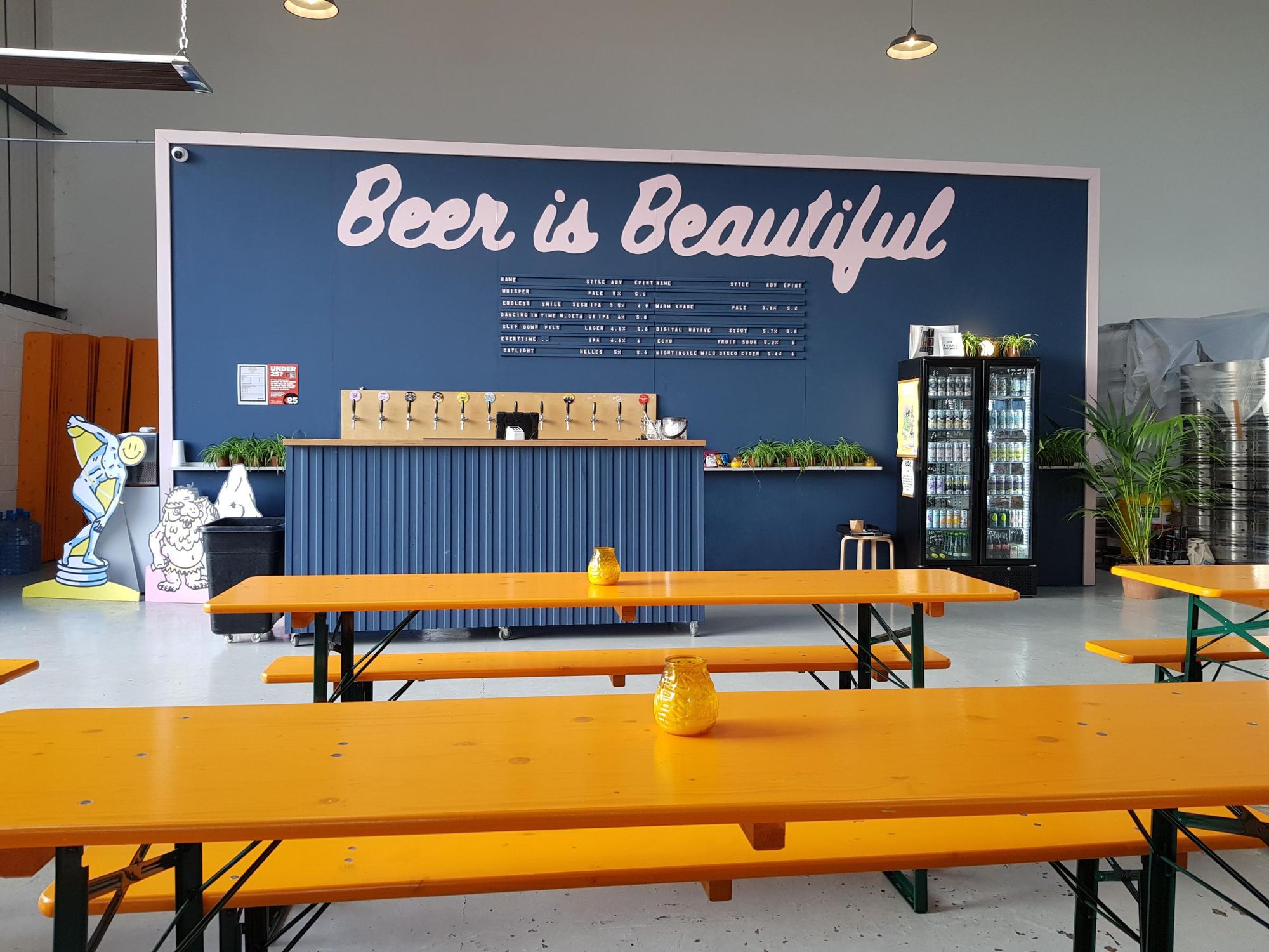 Inside view and bar counter. (Pub, Bar). Published on 30-10-2022