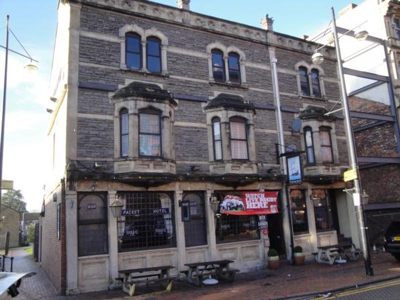 Red Dragon Centre, Cardiff - CAMRA - The Campaign for Real Ale