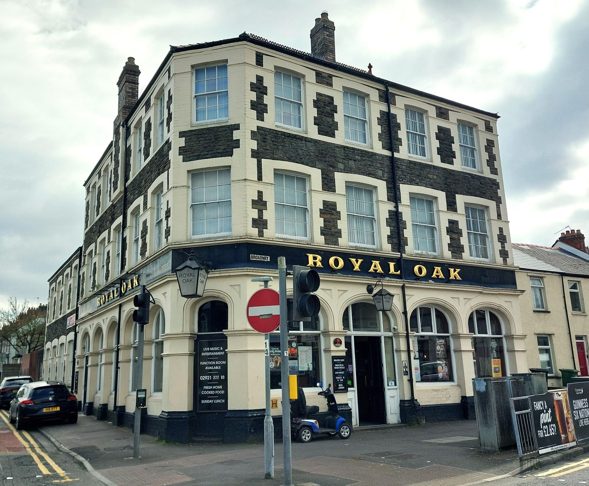 Royal Oak, Cardiff (Photo: Quinten Taylor - 21/04/2024). (Pub, External, Key). Published on 16-06-2024