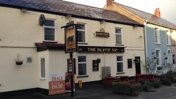 The Black Ox - Yr Ychen du, Abergwili near Carmarthen. (Pub, External, Key). Published on 28-10-2013