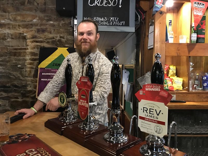 (Bar, Publican). Published on 06-03-2017 