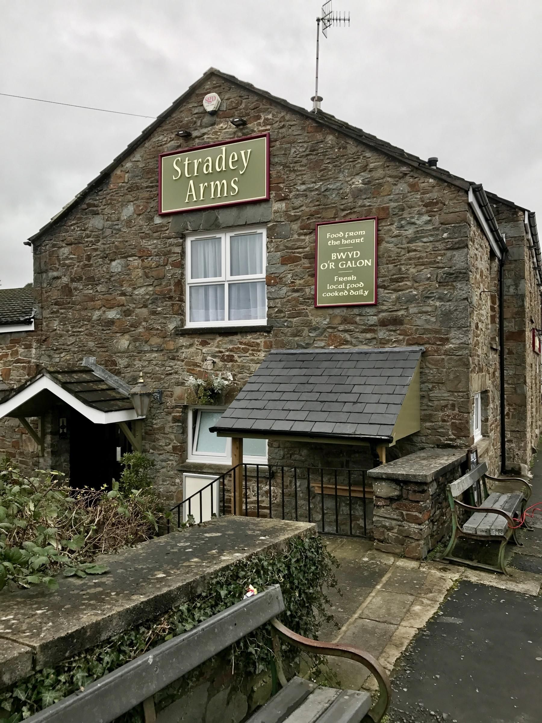 (External, Sign). Published on 06-03-2017