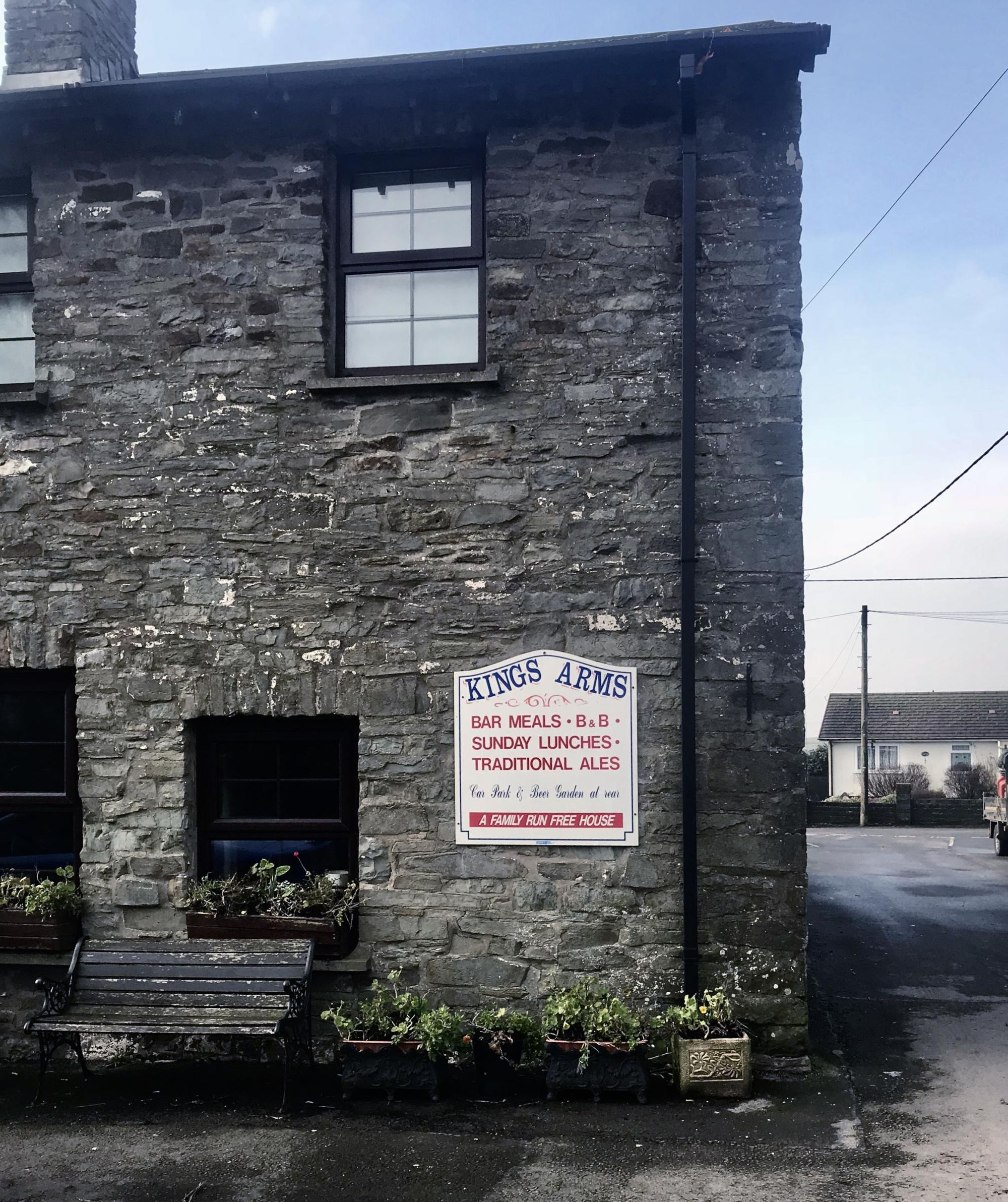 (Sign). Published on 10-05-2018
