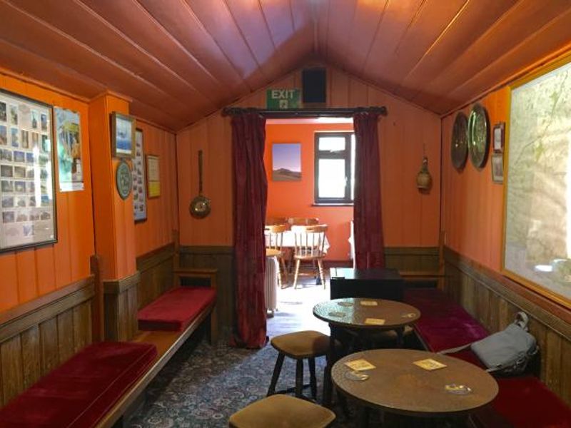 Cennen Arms, snug bar. (Pub). Published on 10-08-2016