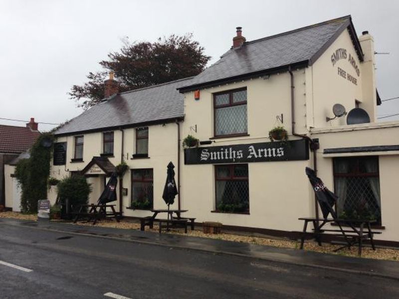 The Smiths Arms, Foelgastell, off A48 Carmarthenshire.. (Pub, External, Key). Published on 26-10-2013