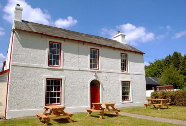 The Dolaucothi Arms, Pumsaint. (External, Key). Published on 16-11-2013