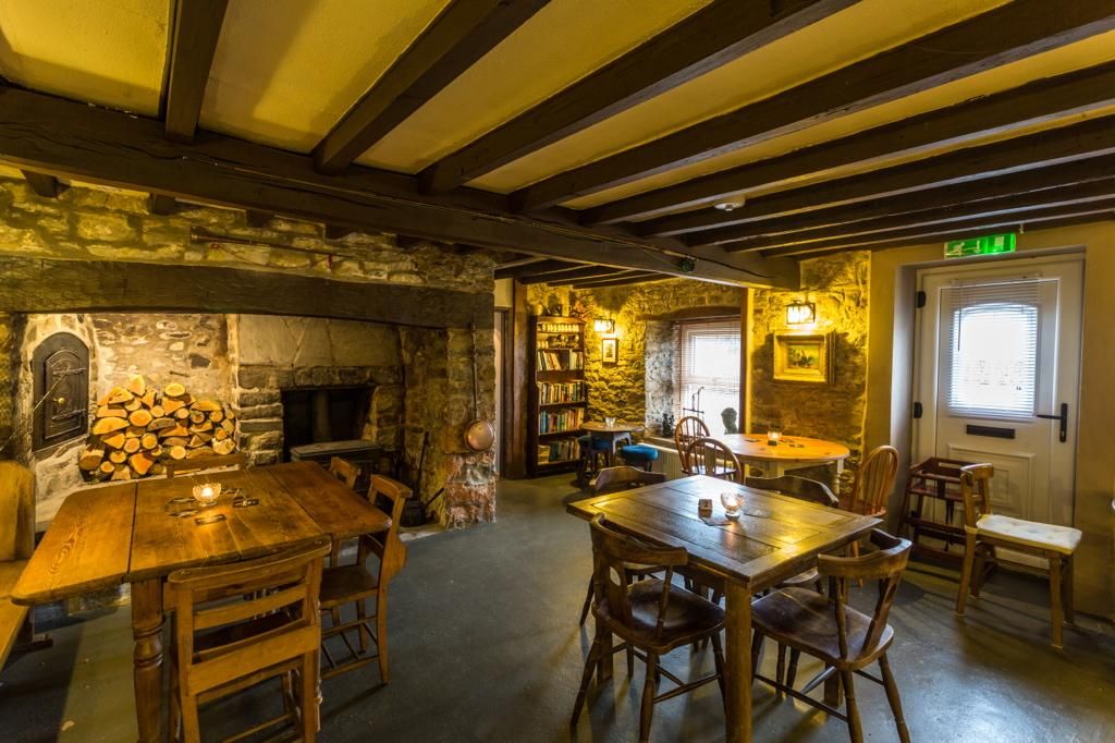 (Pub, Restaurant). Published on 02-05-2021