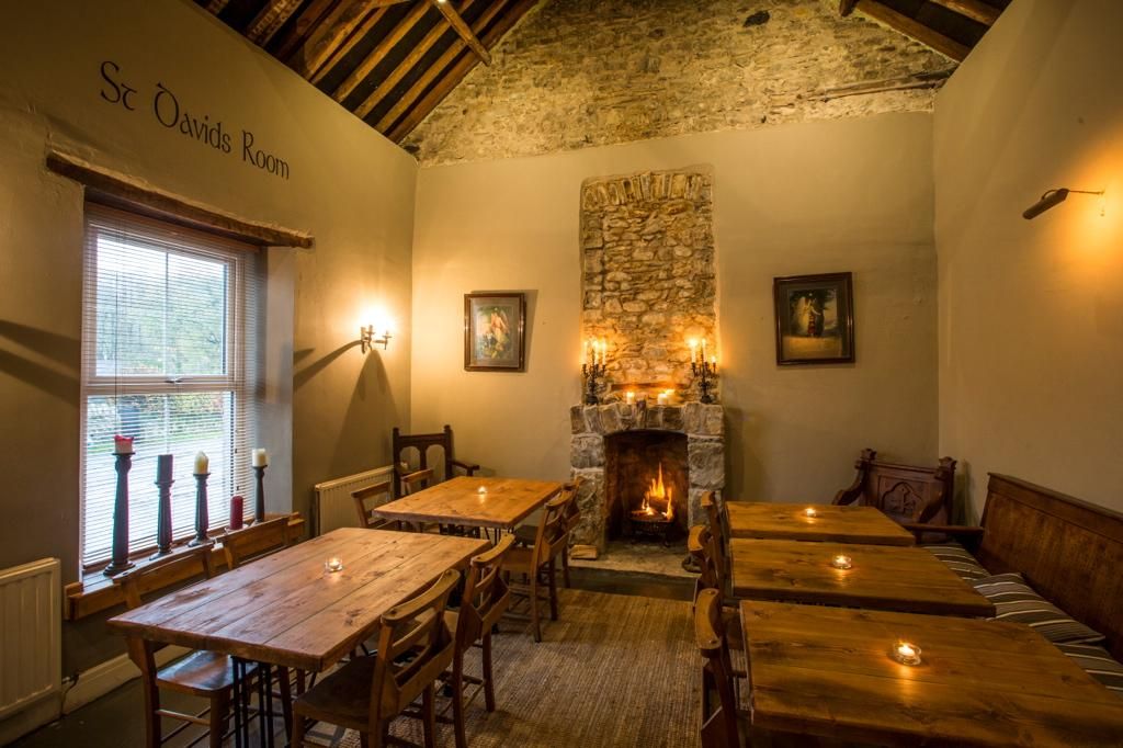 (Pub, Restaurant). Published on 02-05-2021