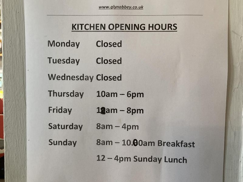 Opening hours. Published on 03-10-2024