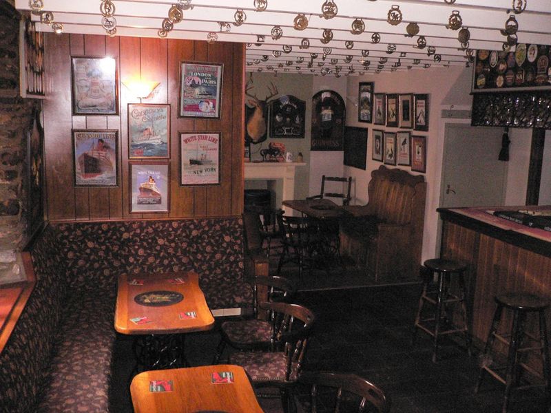 (Pub, Bar). Published on 27-07-2018 