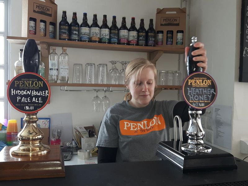 (Pub, Bar). Published on 27-07-2018