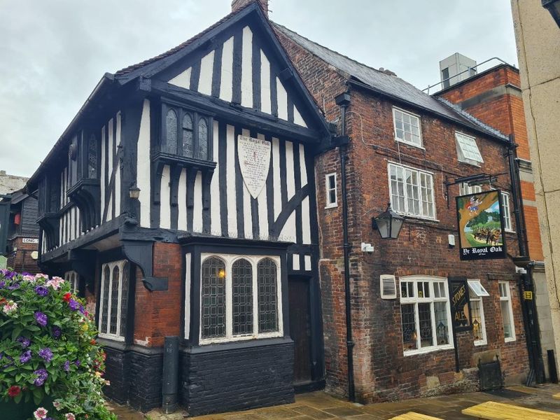 (Pub, Key). Published on 08-07-2025