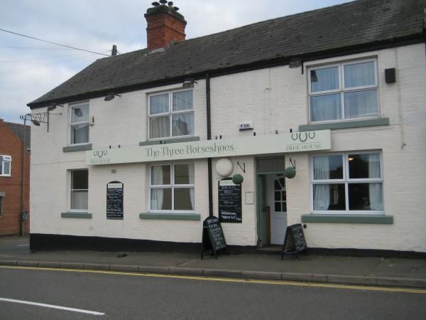 Three Horseshoes. Published on 06-10-2013