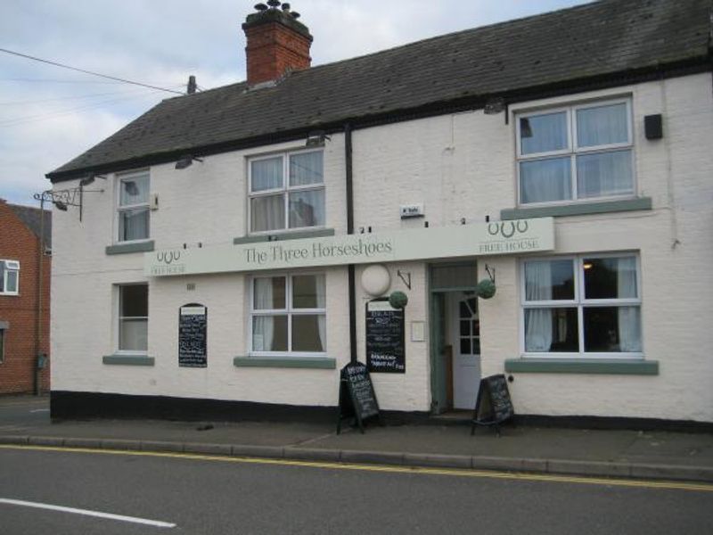 Three Horseshoes. Published on 06-10-2013
