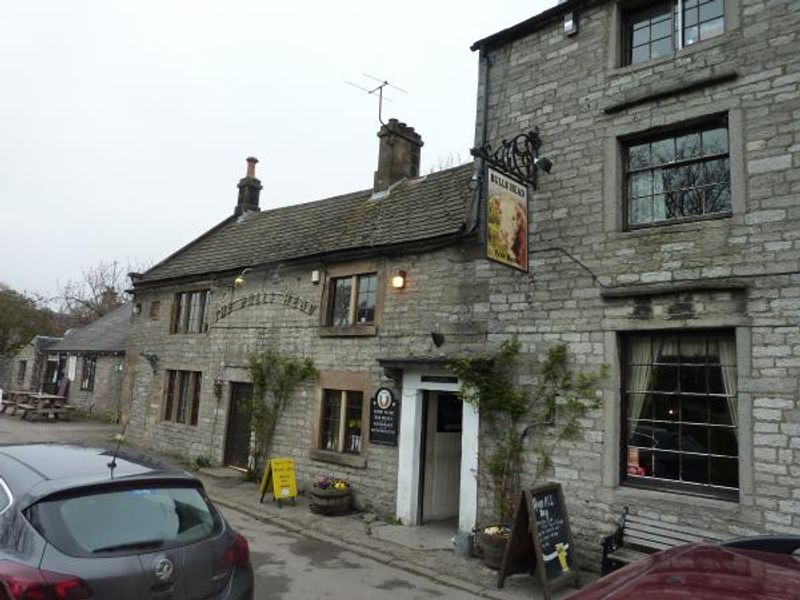 Bulls Head Monyash. (Pub). Published on 30-08-2013